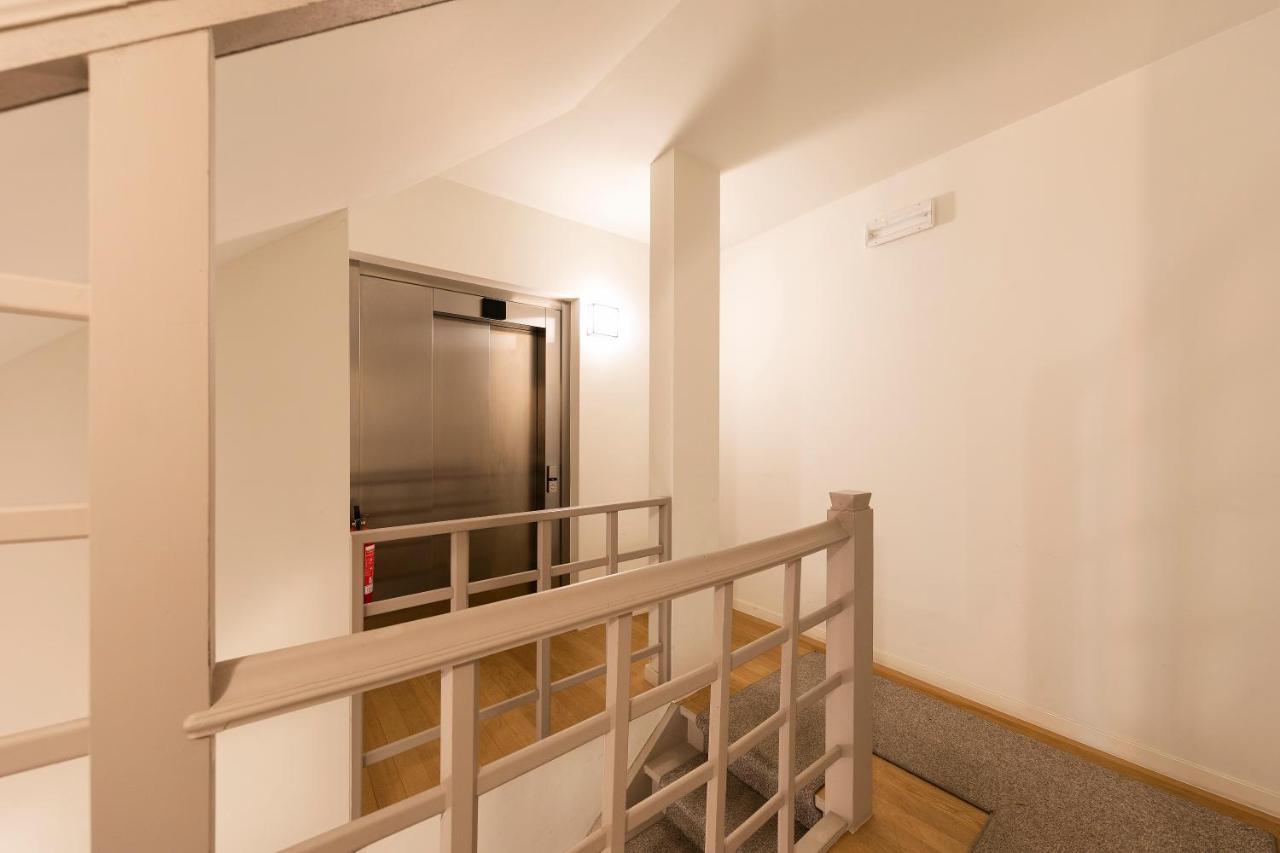 Suberb Brussels Appartamento Esterno foto